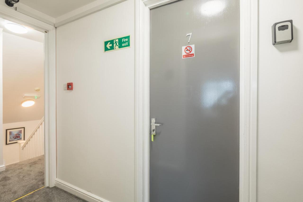 Private Room 7 With Kitchenette By Cb Stays No Minimum Stays Cambridge  Exterior photo